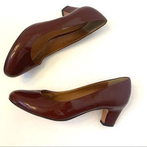 Corello Burgundy Patent Leather Round Toe Pump